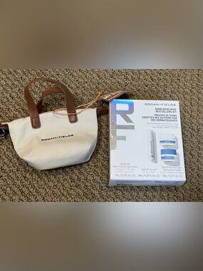 Rodan+Fields travel set